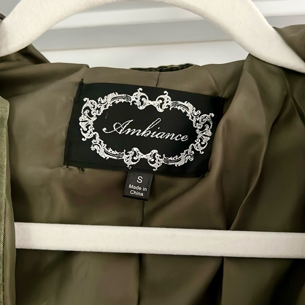 🍎 Bohme Military Green Hooded Jacket - Picture 4 of 8